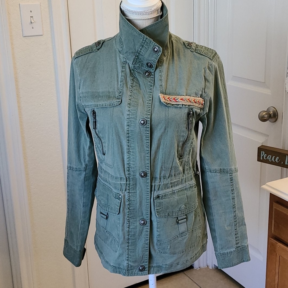 Daytrip Jacket "M"😍 - Picture 7 of 14
